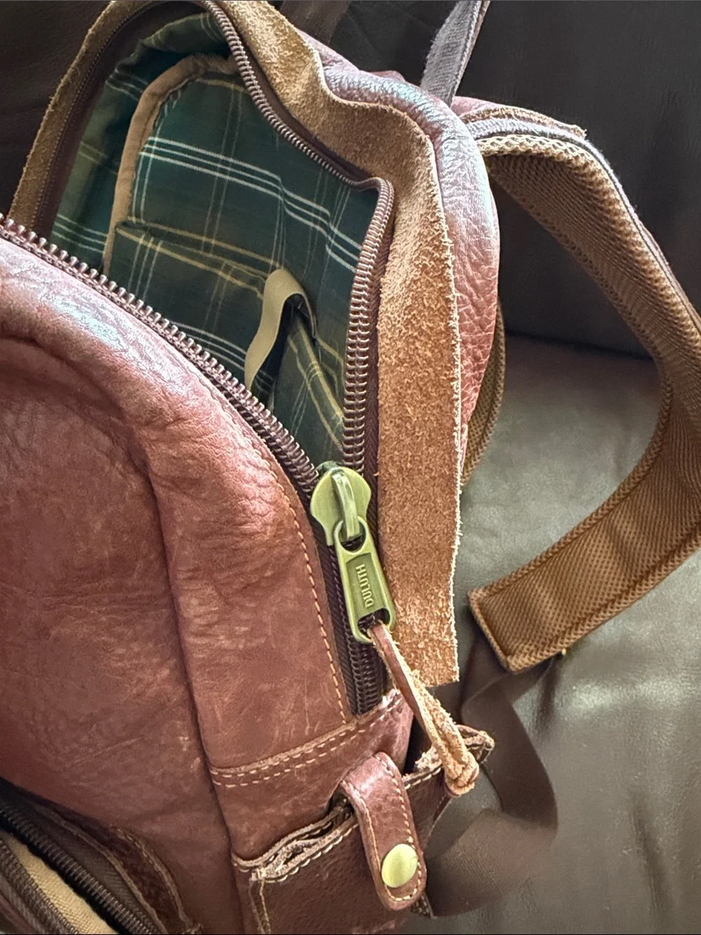 Duluth Trading Co Chestnut Brown Full-Grain Leather Backpack